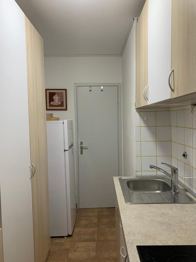 New Episode - Apartment With Private Parking Ljubljana Bagian luar foto